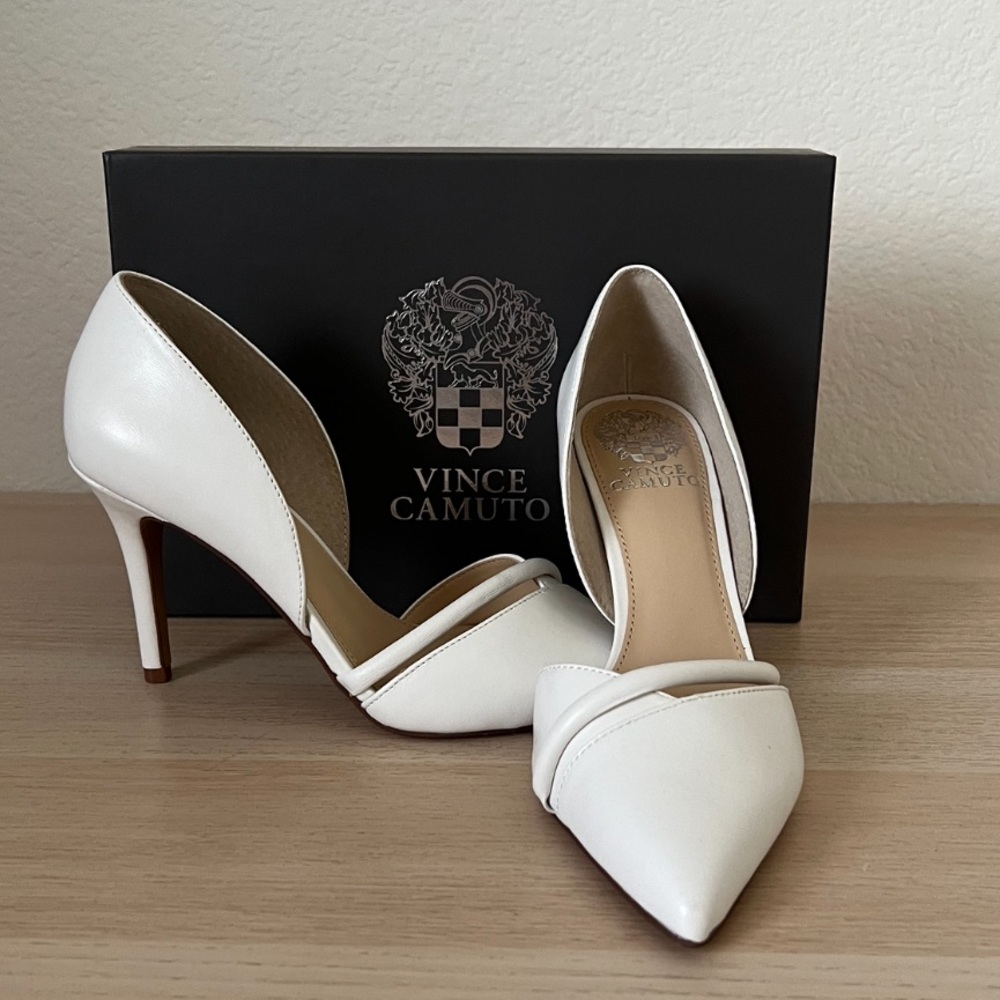 Vince Camuto ADEILIA Leather Heels in Milk